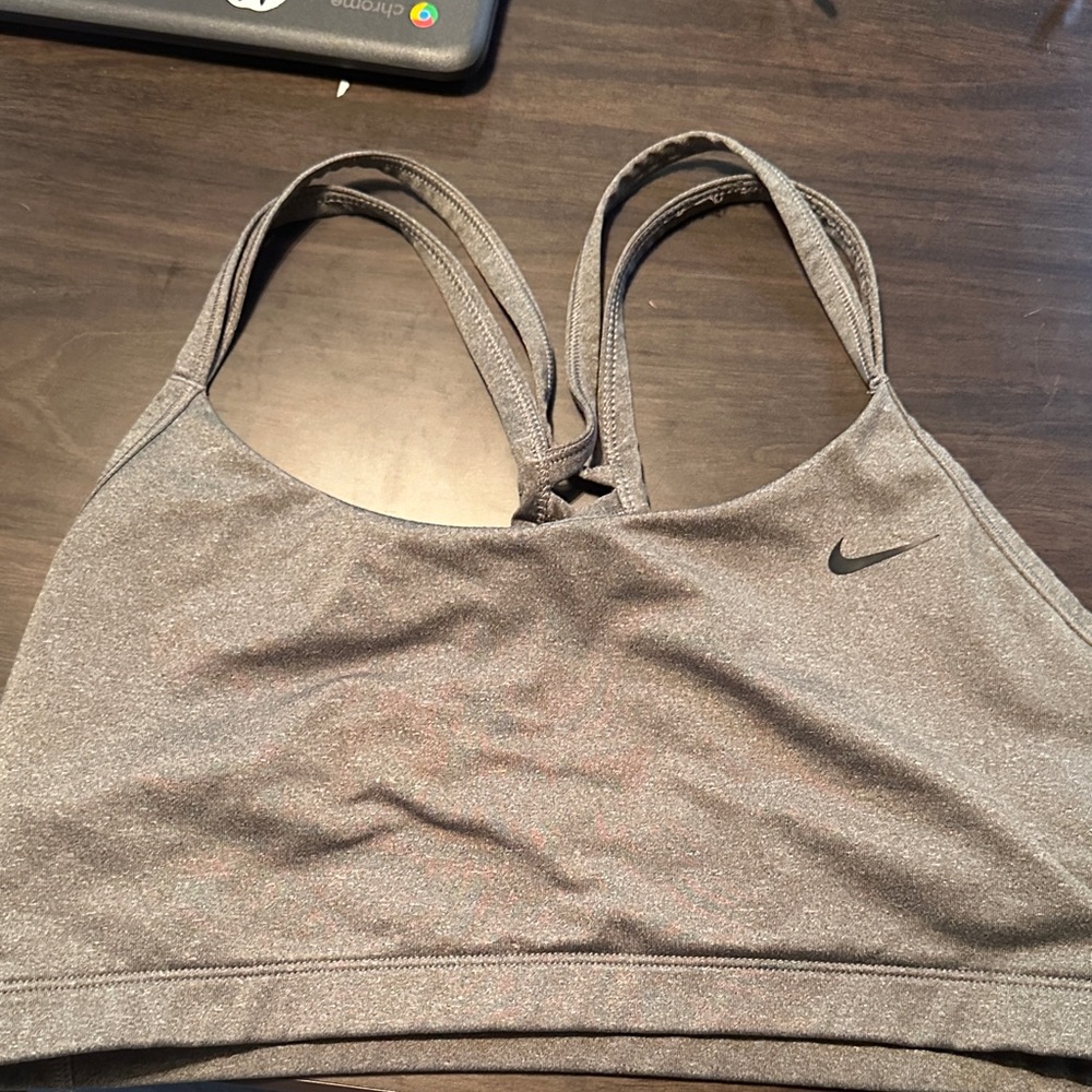Nike Women's Heathered Gray Sports Bra
